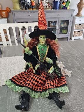 NWT! Broomstick Blvd. Halloween Witch Shelf Sitter